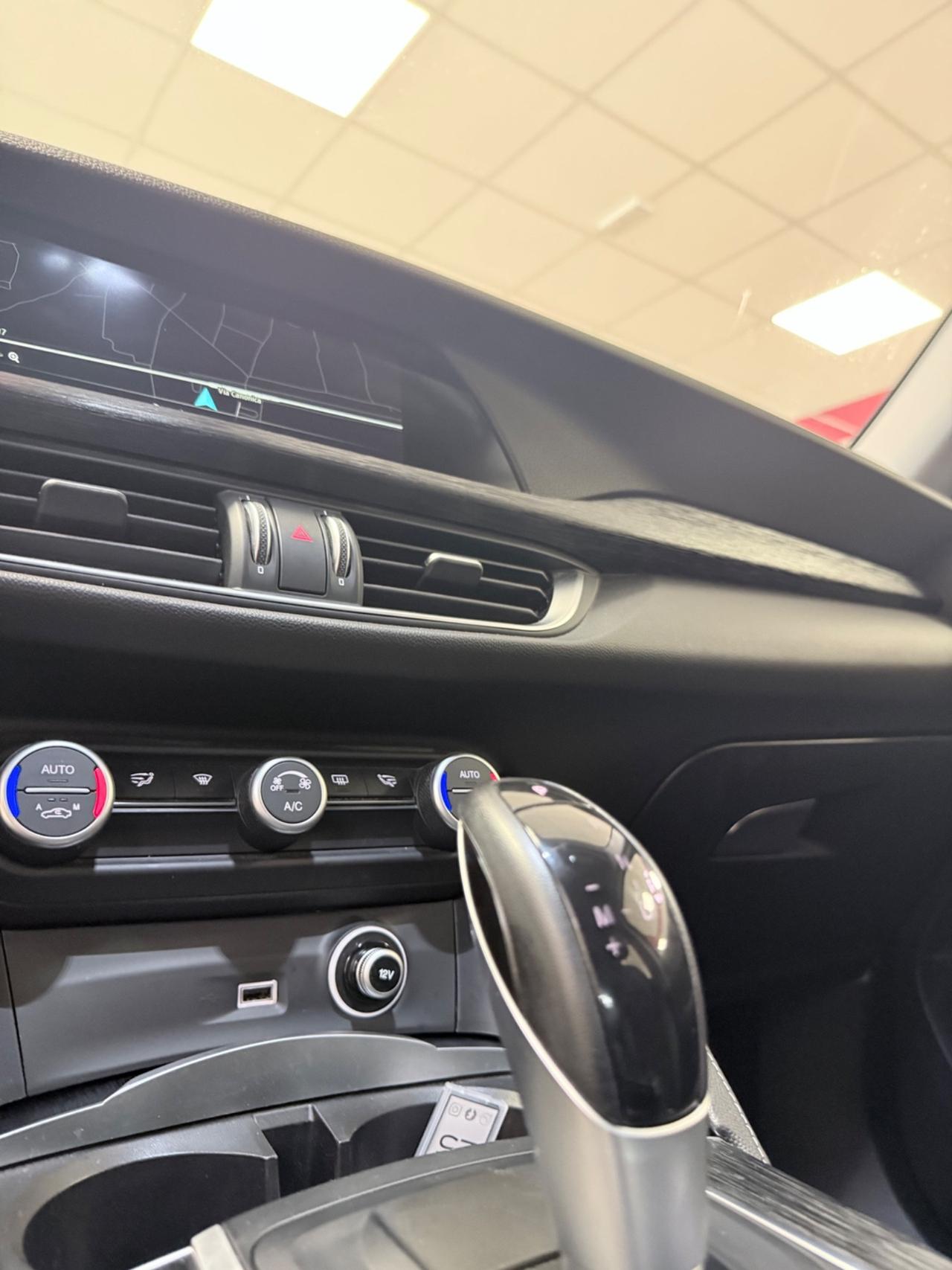 Alfa Romeo Stelvio 2.2 Turbodiesel 190 CV AT8 Q4 Executive