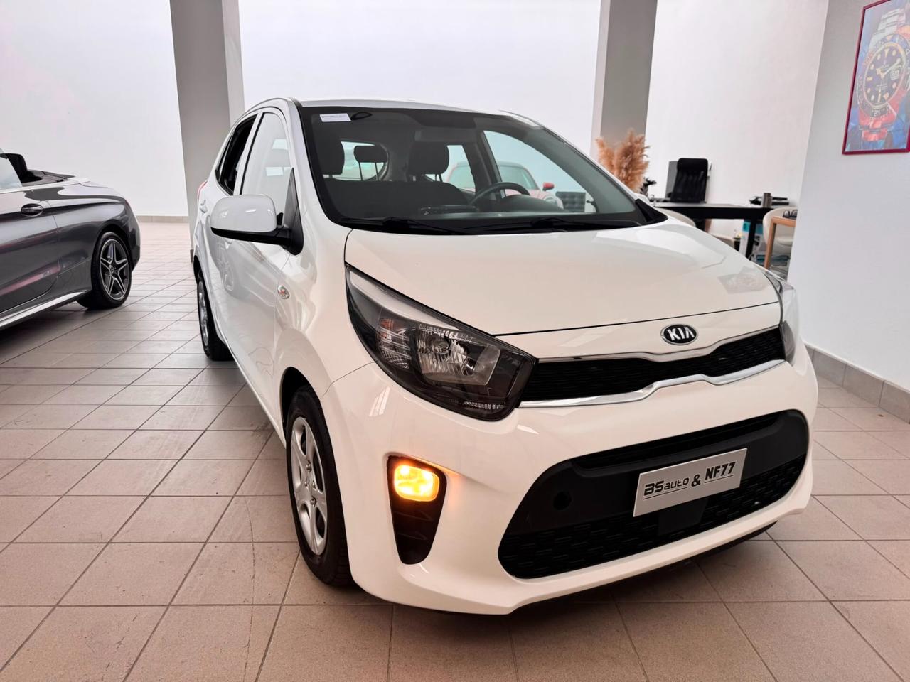 Kia Picanto 1.0 12V 5 porte Urban