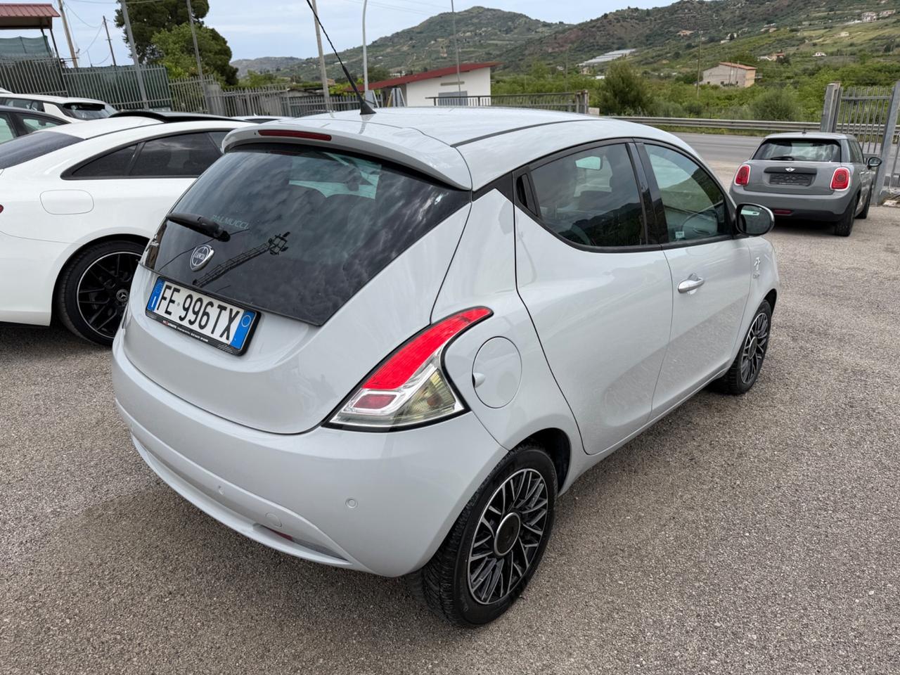 Lancia Ypsilon 1.3 MJT 16V 95 CV 5 porte S&S Mya