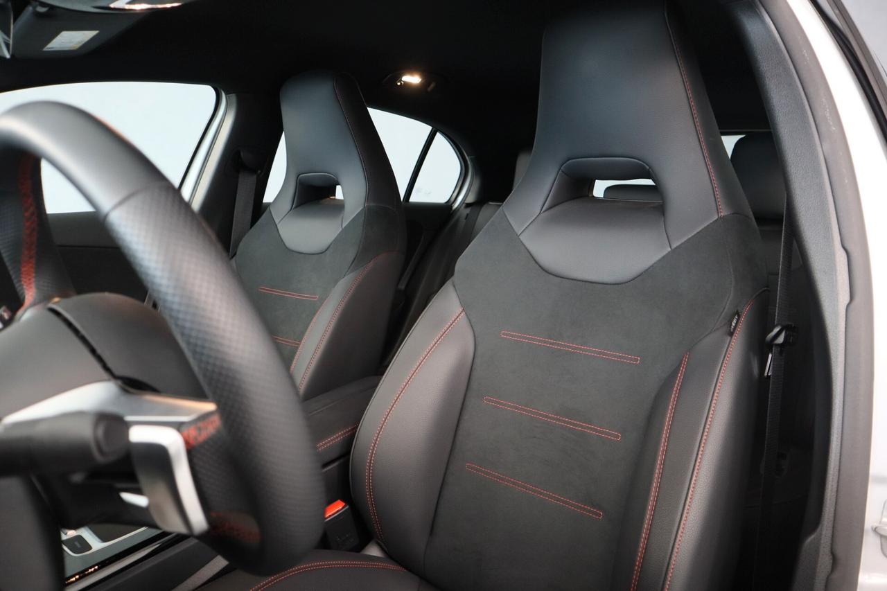 MERCEDES-BENZ A 200 D AUTOMATIC AMG LINE PREMIUM