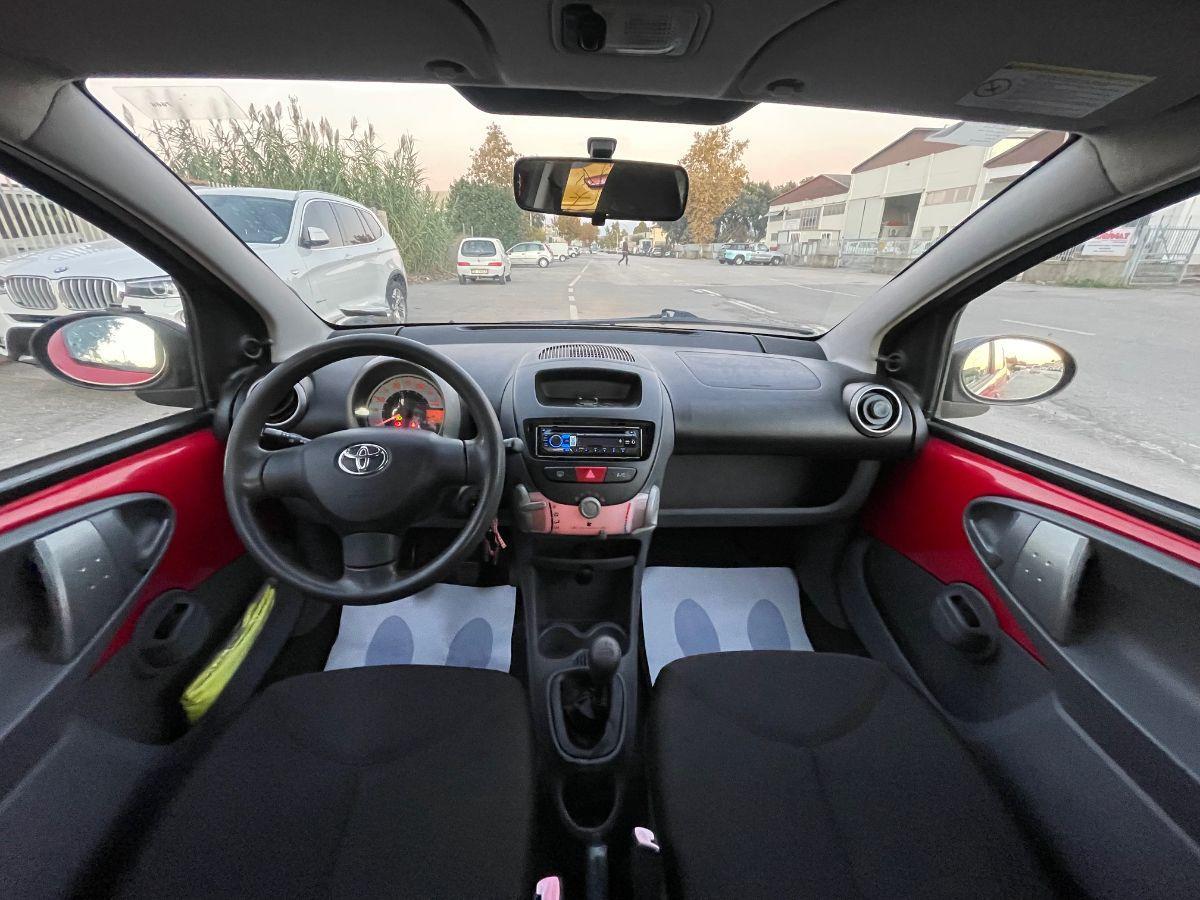 TOYOTA - Aygo - 12V VVT-i 5 porte Sol