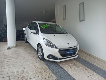 Peugeot 208 PureTech 82 5p. GPL Active