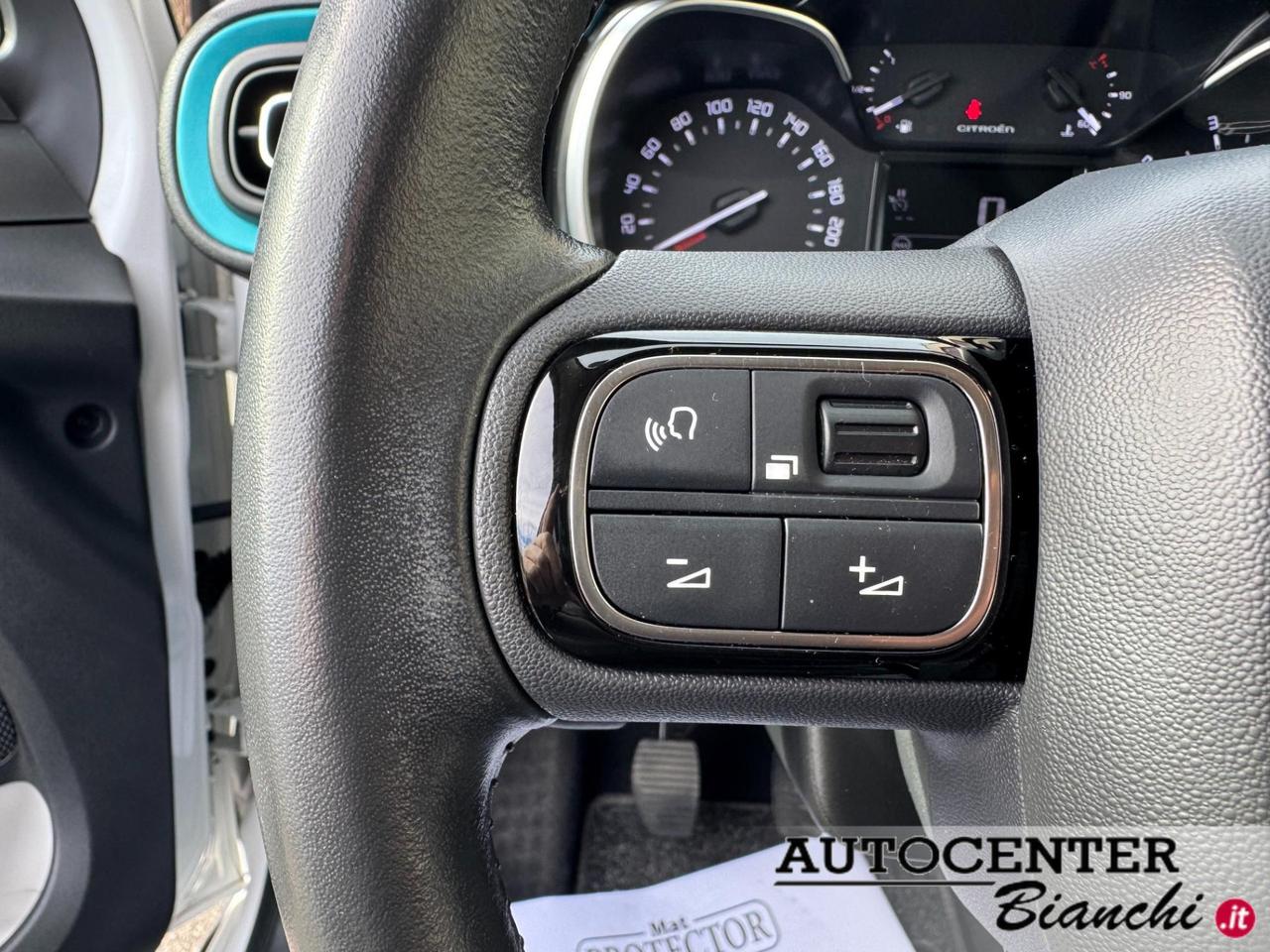 Citroen C3 1.2 puretech Shine s&s 83cv neopatentati