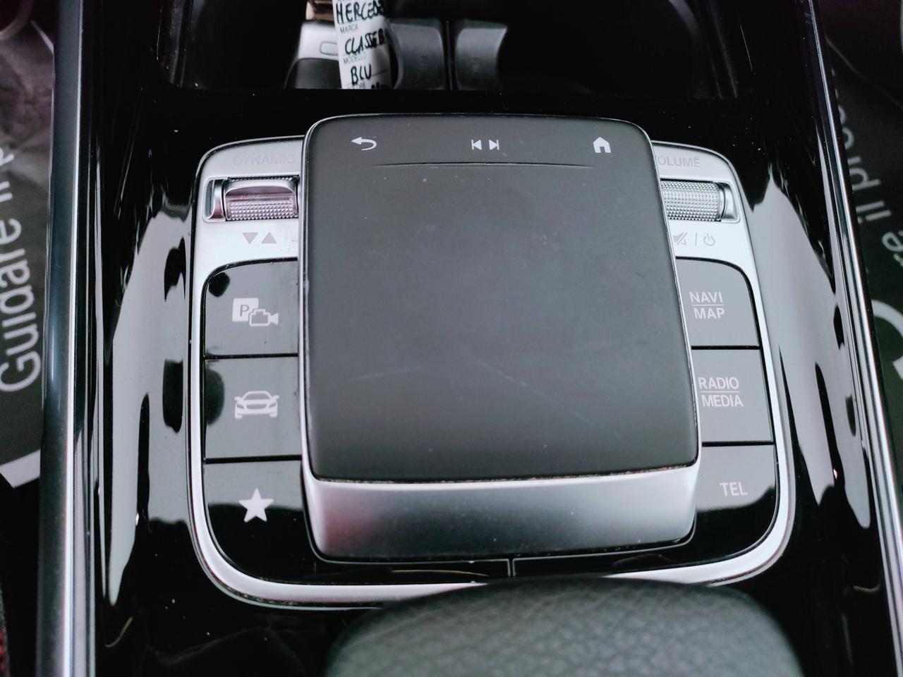 Mercedes-Benz Classe B - W247 2018 - B 180 d Premium auto