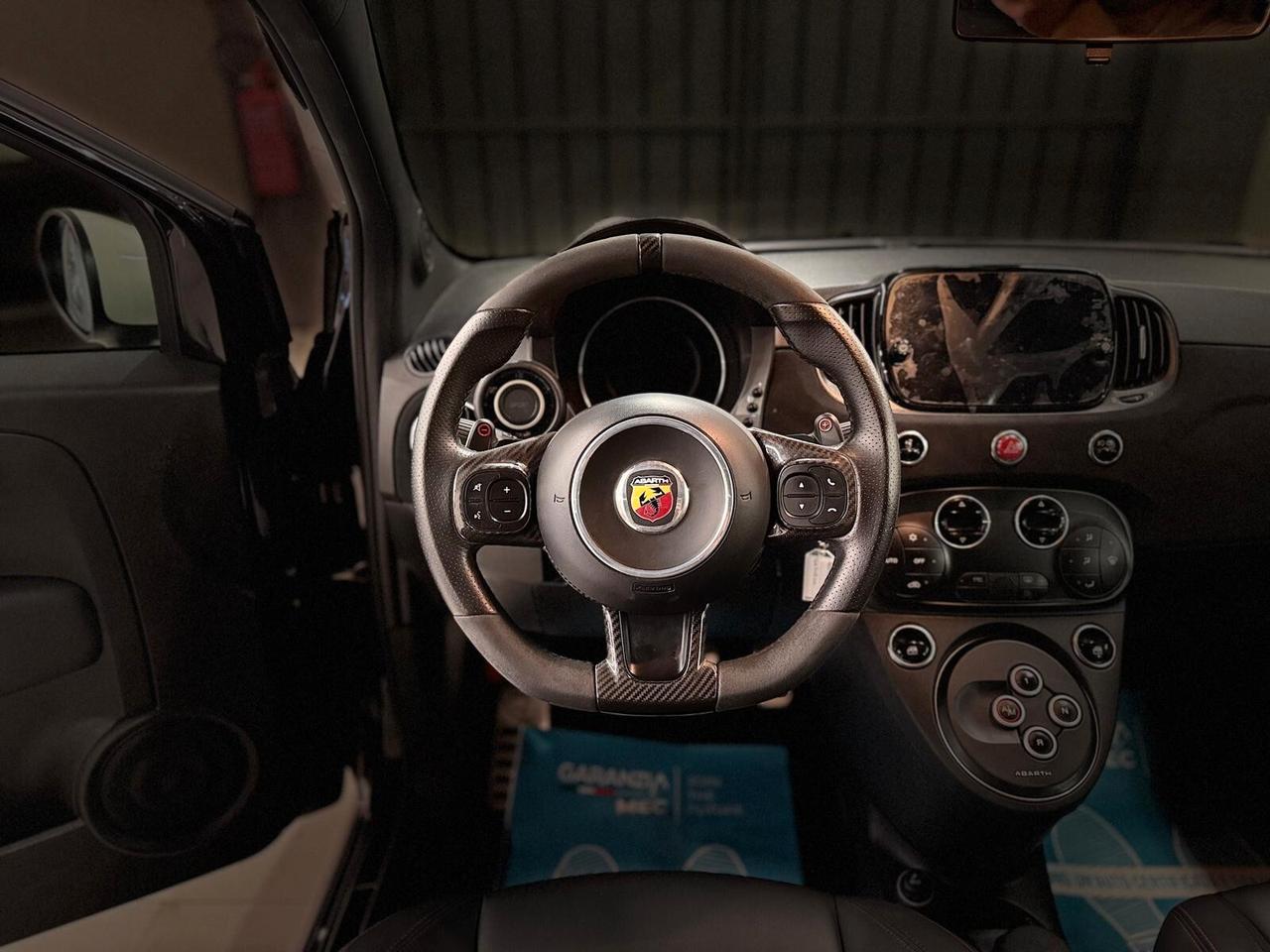 Abarth 695 1.4 Turbo T-Jet 180 CV