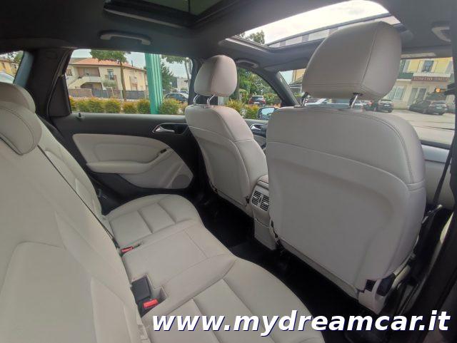 MERCEDES-BENZ B 180 d Automatic Sport