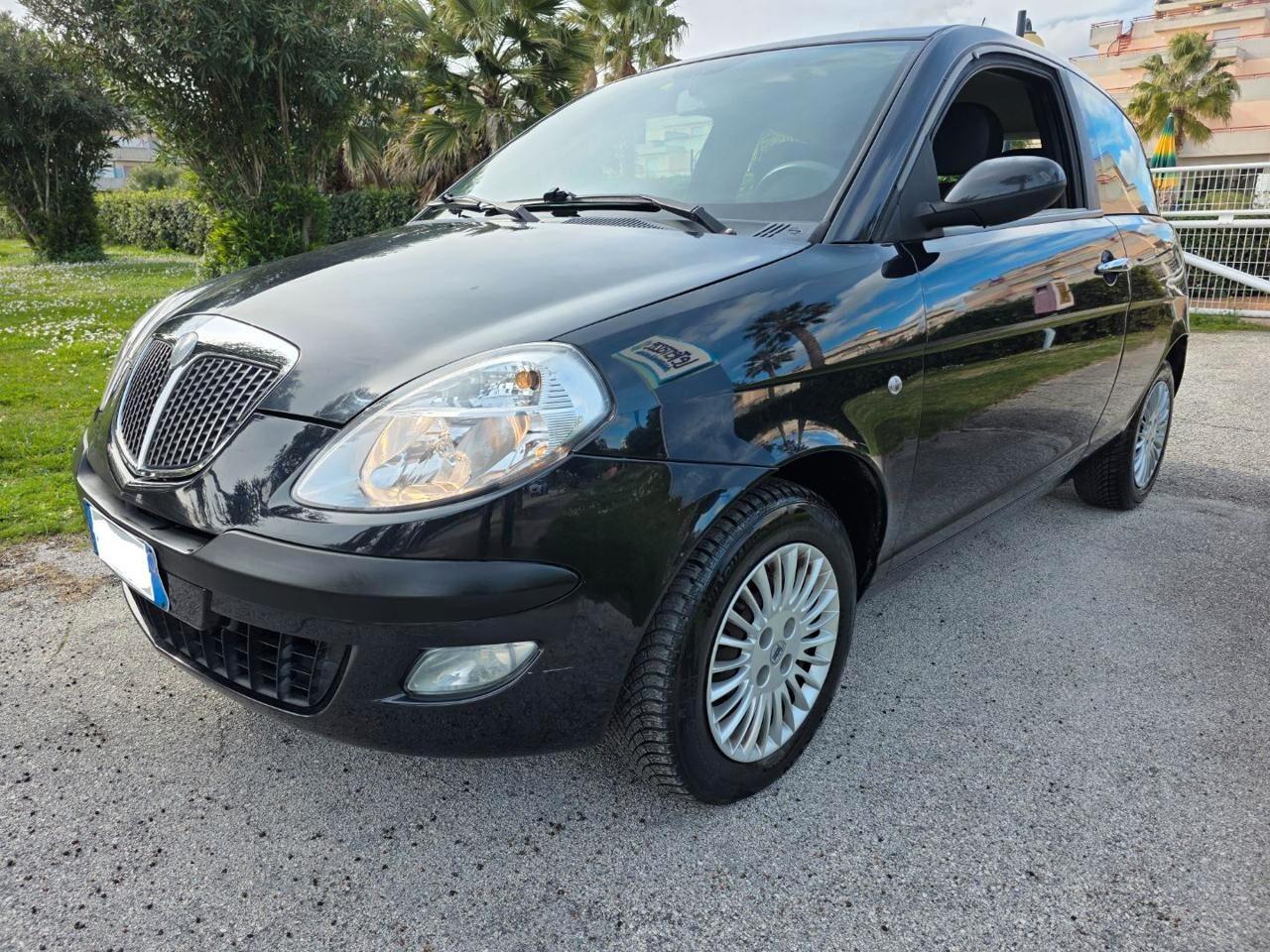 Lancia Ypsilon 1.3 Multijet 16V Argento