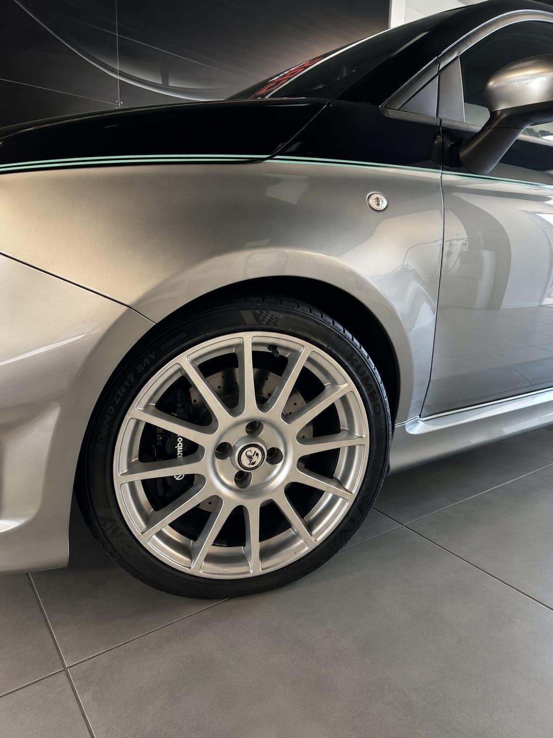 Abarth 695 1.4 Turbo T-Jet Rivale