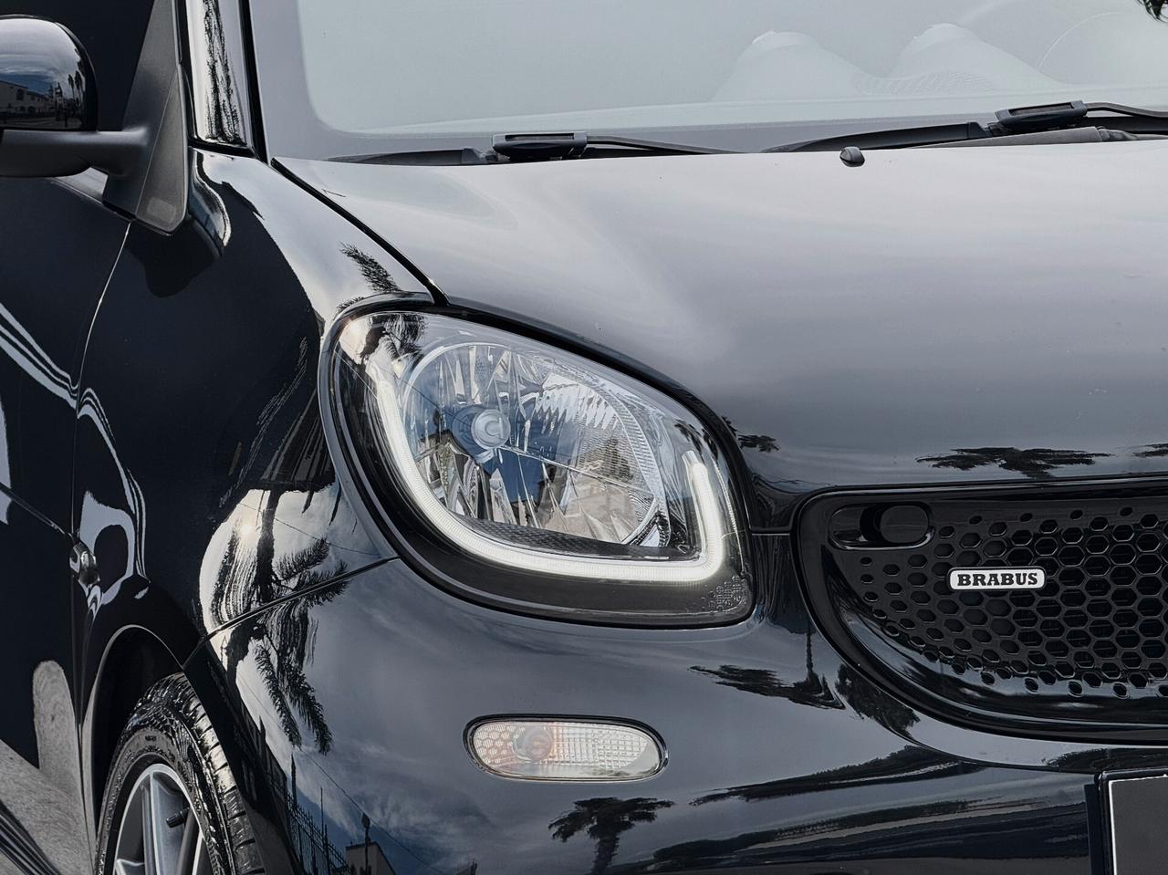 Smart forTwo Cabrio 0.9 t Brabus Xclusive 109CV