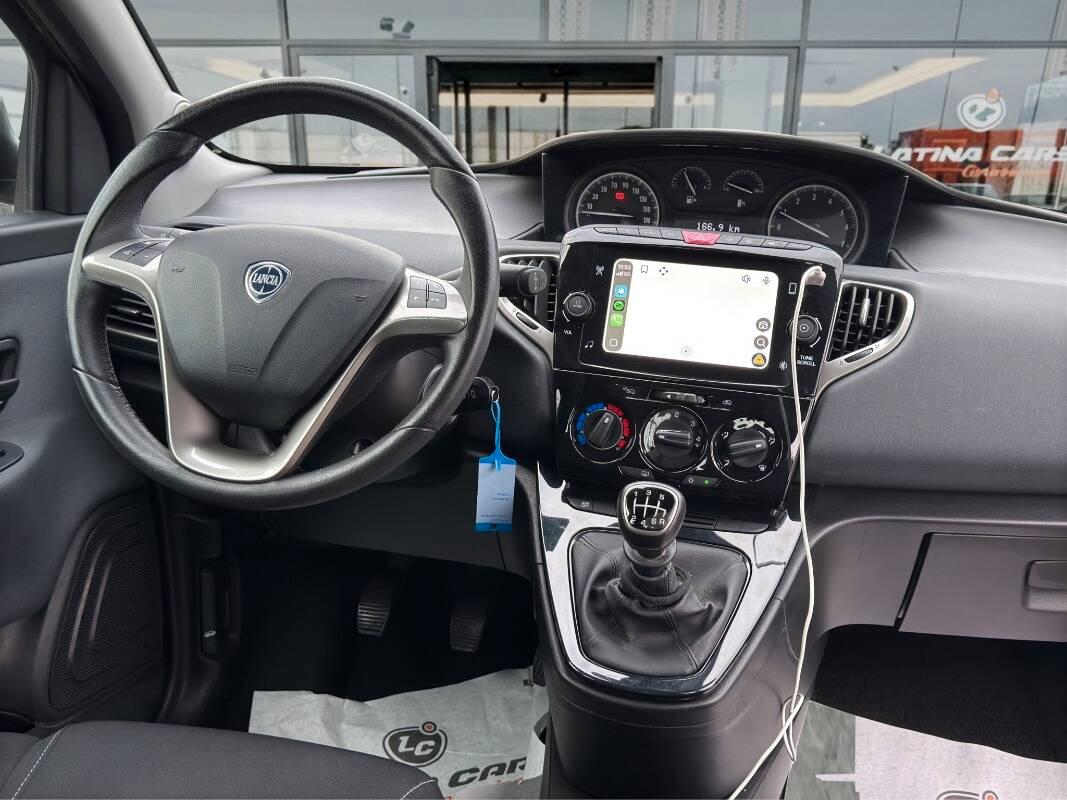 Lancia Ypsilon III 1.0 firefly hybrid Gold s&s 70cv 5p. Con CARPLAY
