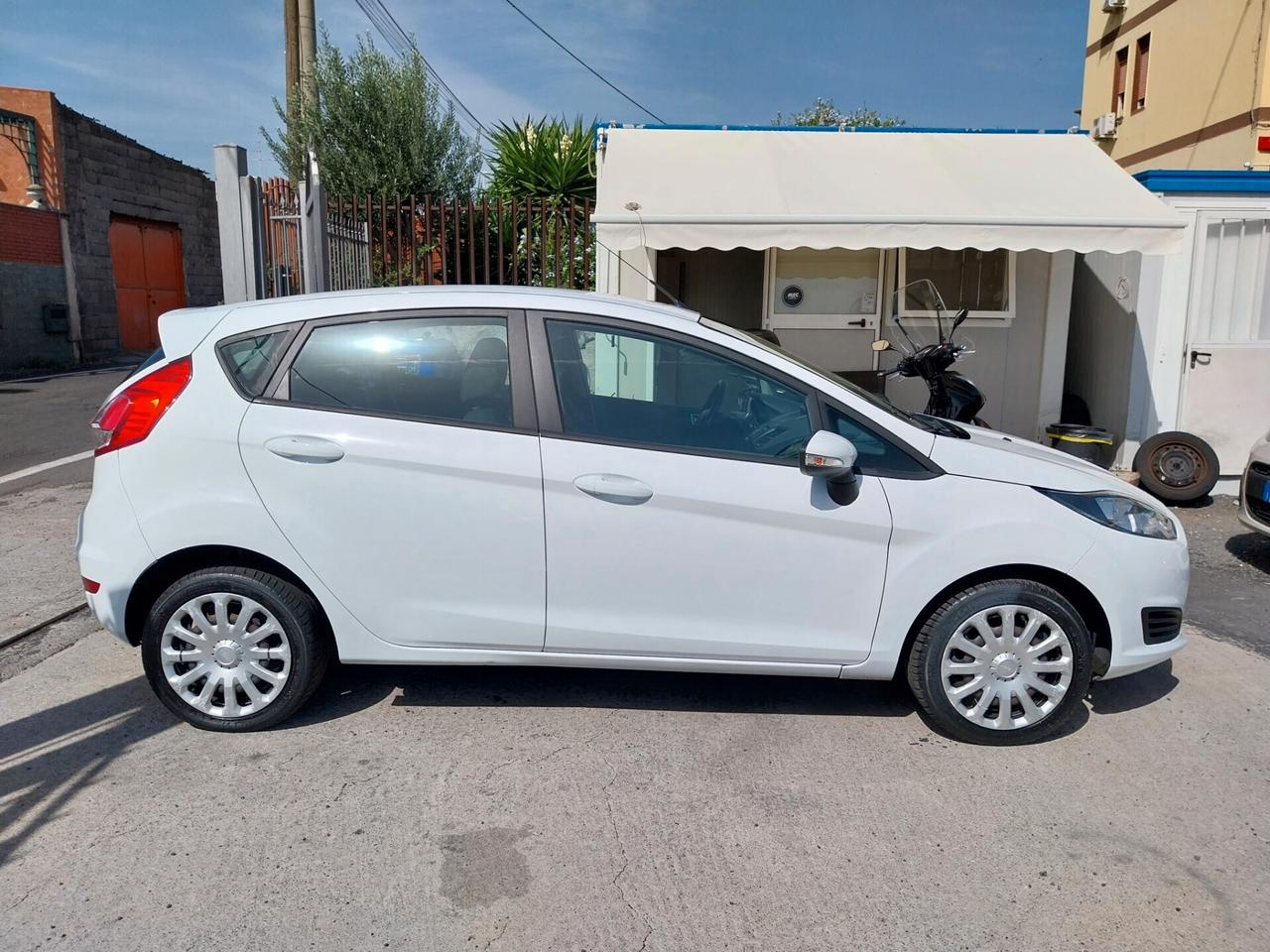 FORD FIESTA 1.4 BENZINA/GPL UNICOPROPRIETARIO 2016