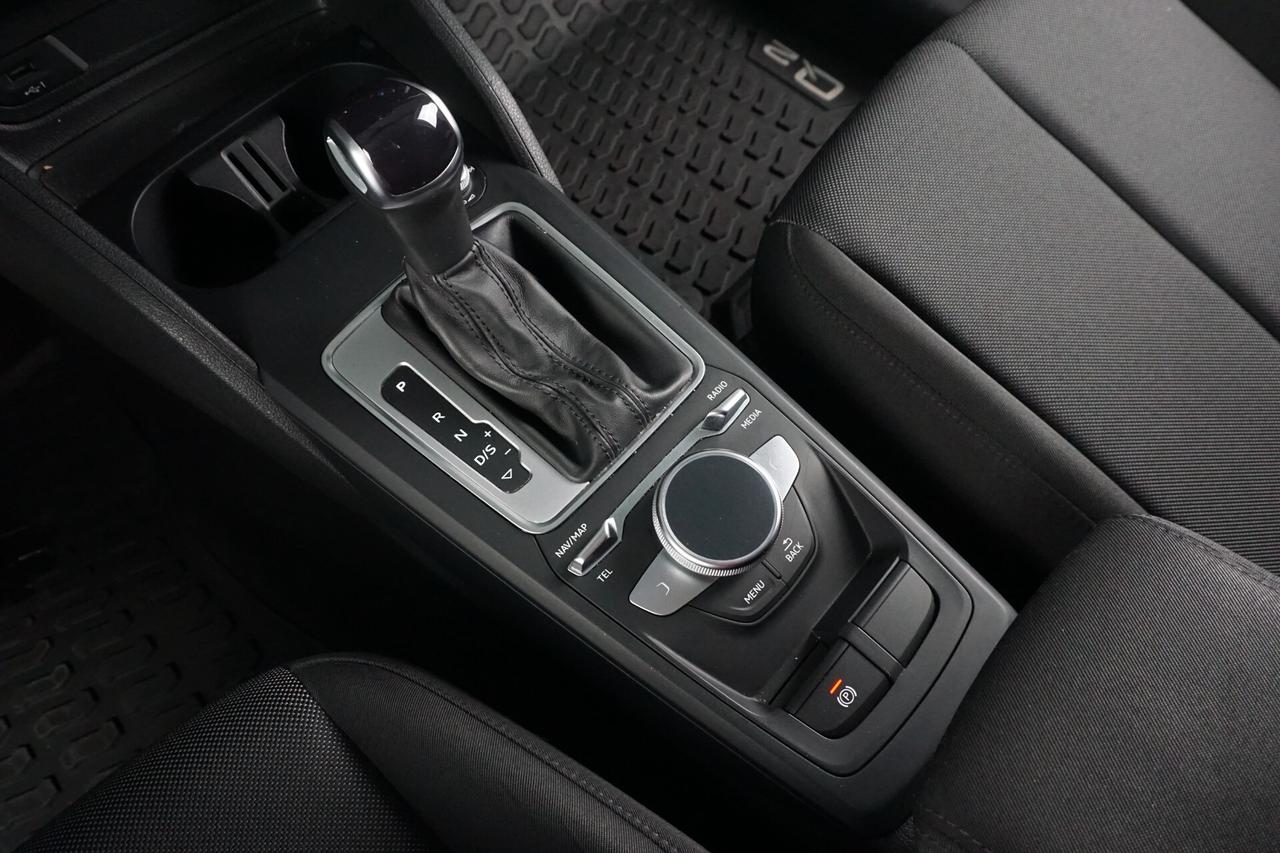 Audi Q2 30 TDI S tronic line Edition