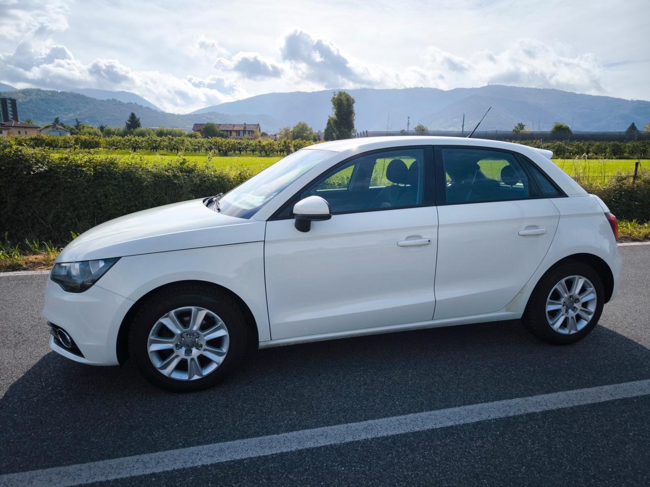 AUDI A1 1,6 TDI- OK NEOPATENTATI