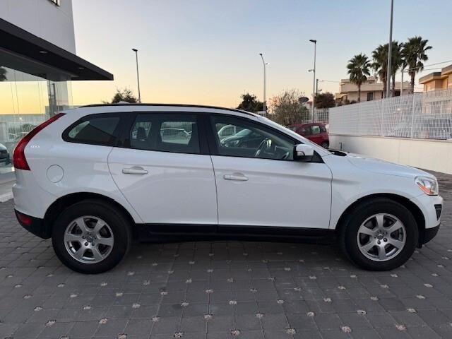 Volvo XC60 DRIVe Summum 2011