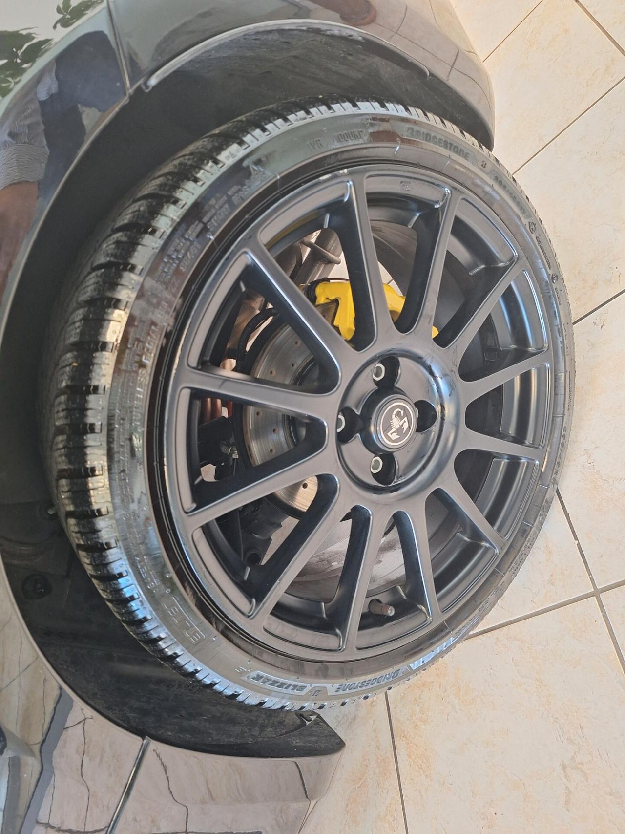 Abarth 695 1.4 t-jet Competizione 180cv auto