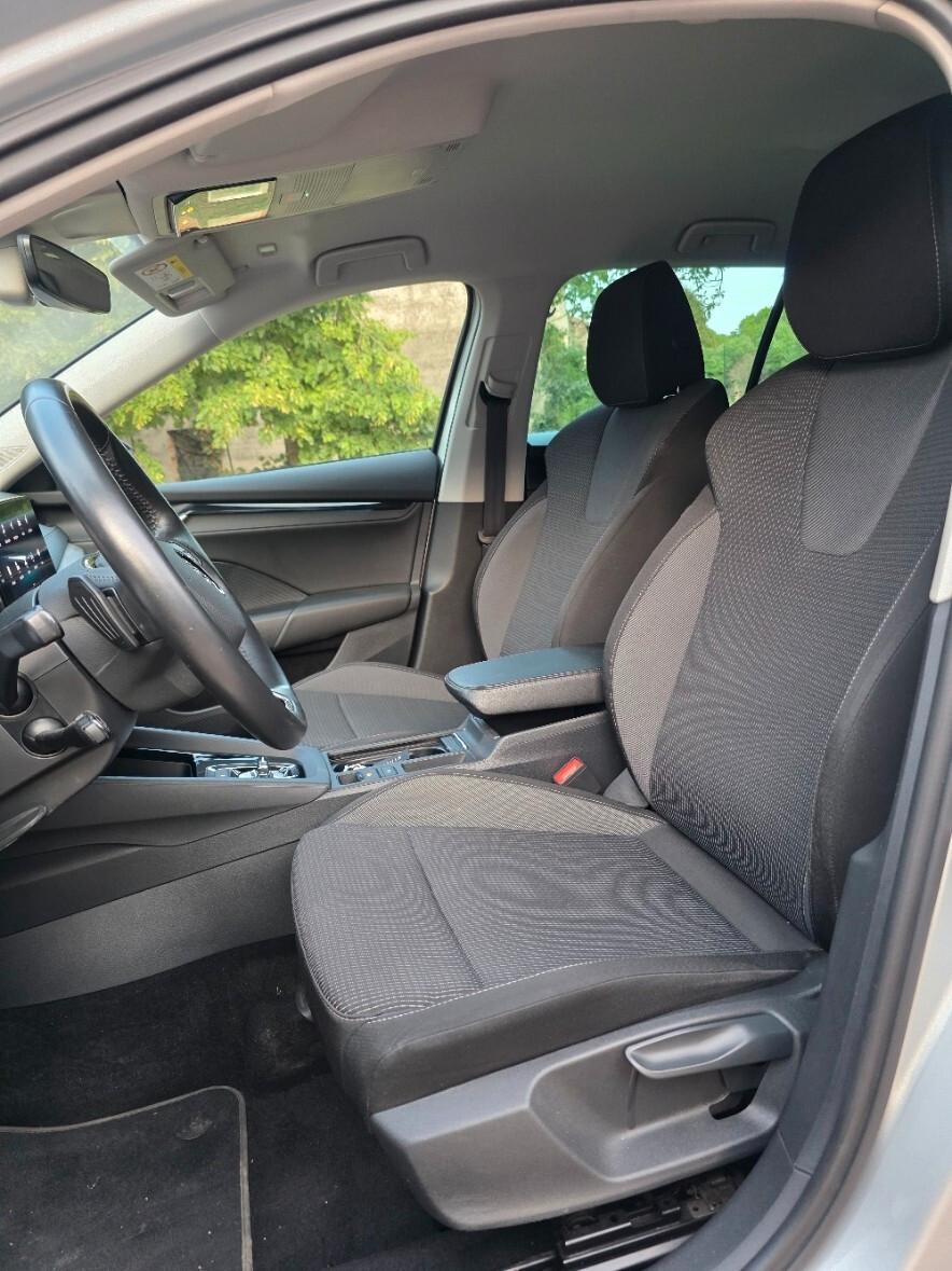 Skoda Octavia 2.0 TDI EVO SCR 150 CV DSG Wagon Executive