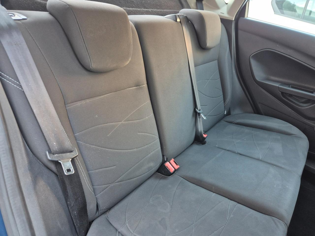Ford Fiesta 1.5 TDCi 75CV 5 porte Business