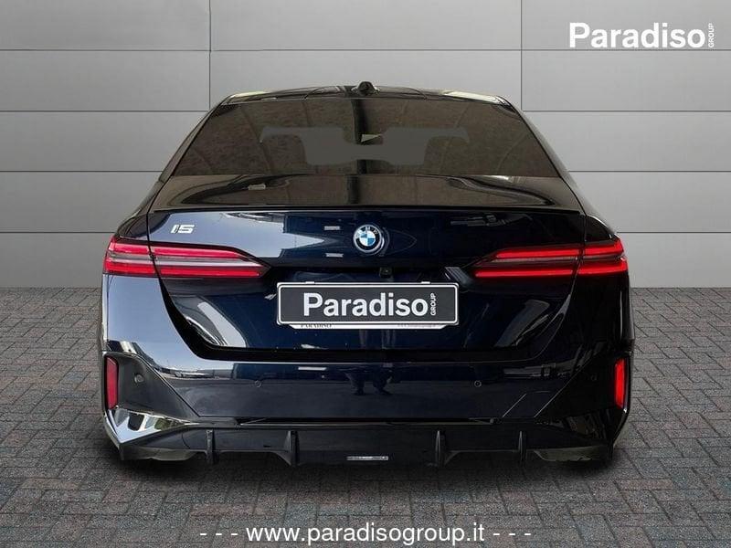 BMW i5 M60 XDRIVE 2023 - KM0 | 601CV | MPERFORMANCE