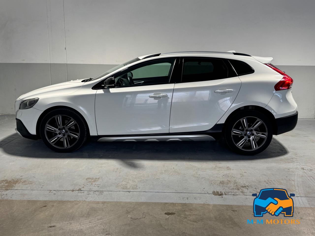 Volvo V40 Cross Country 2.0 d3 Summum s/b-xeno geartronic
