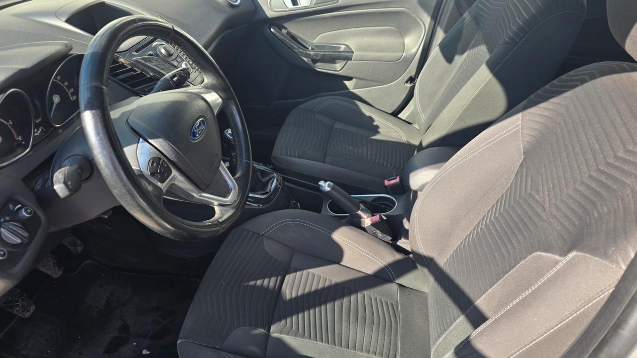 Ford Fiesta 1.5 TDCi 75CV 5 porte