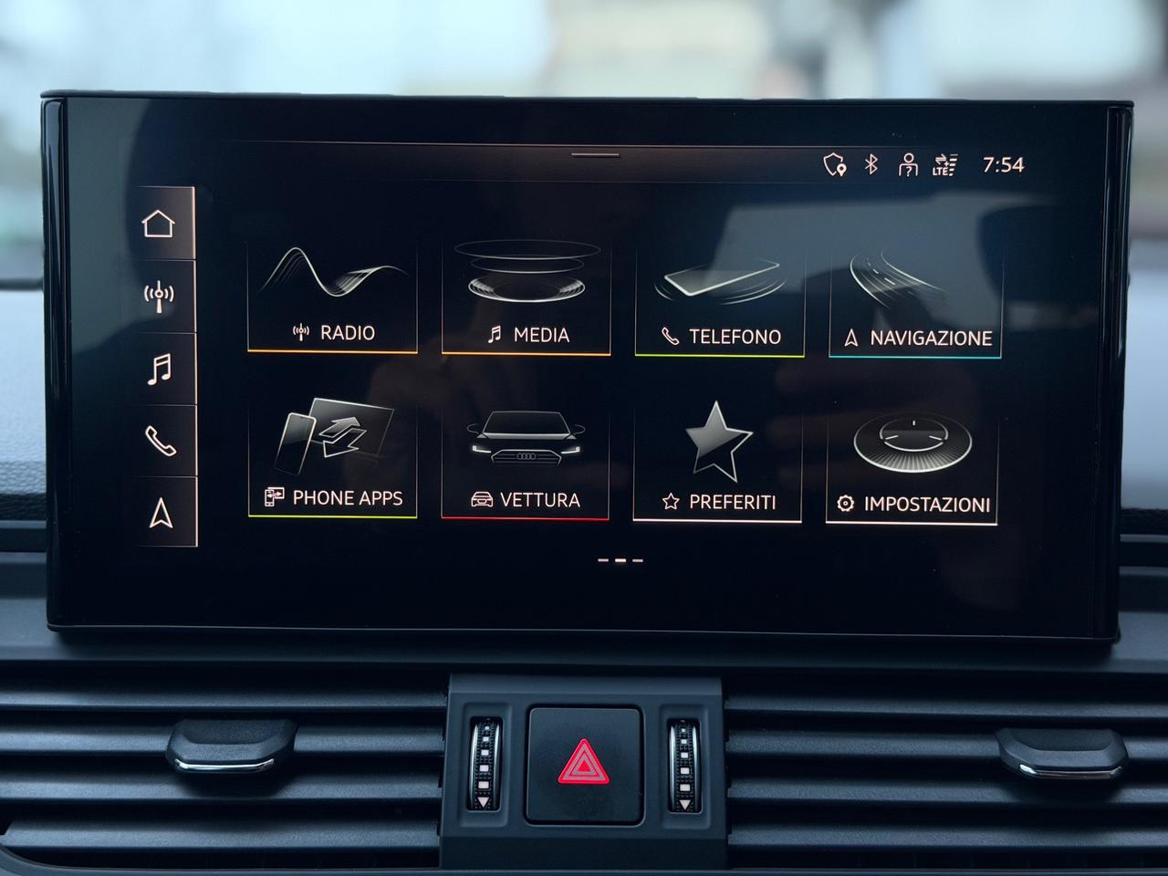 Audi Q5 Sportback 40 2.0 Tdi 204CV SLINE quattro