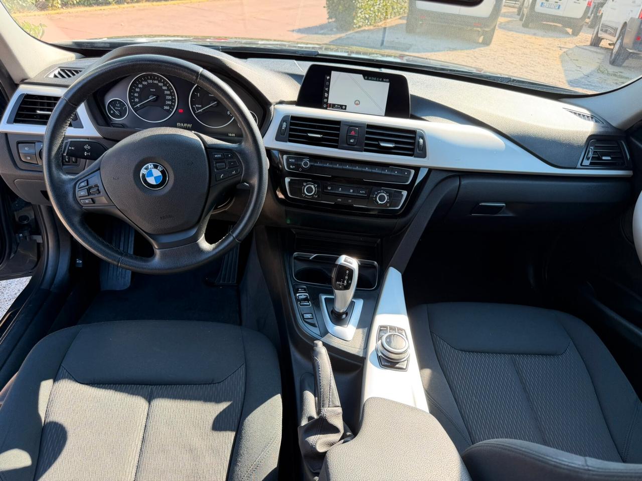 Bmw 320d Touring Business Advantage aut.