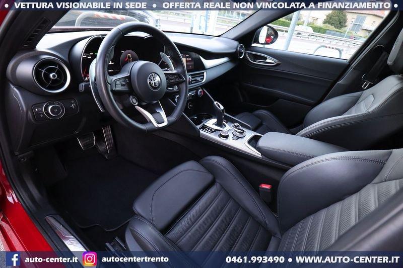 Alfa Romeo Giulia 2.0 Turbo 280CV AT8 AWD Q4 Veloce