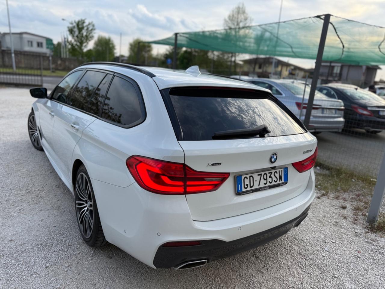 Bmw 520 520d xDrive Touring Msport Full Tetto