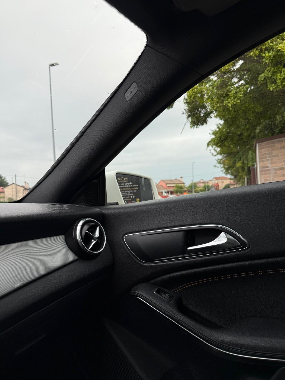 Mercedes-benz CLA 220 CLA 220 CDI Automatic Premium