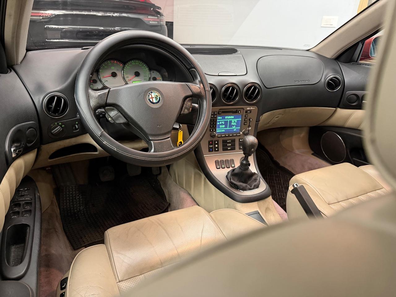 Alfa Romeo 2.4 JTD cat Distinctive