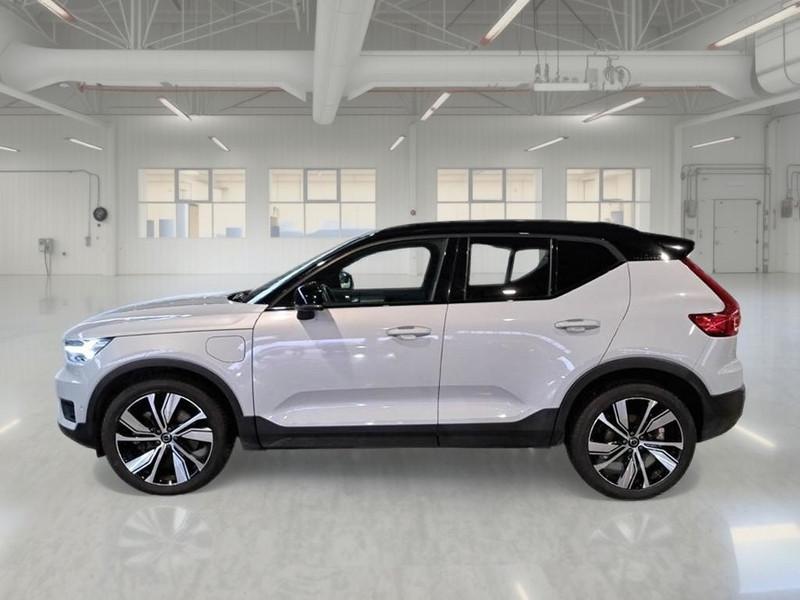 VOLVO XC40 T5 PLUG-IN HYBRID AUTO RECHARGE R-DESIGN 5 PORTE SUV