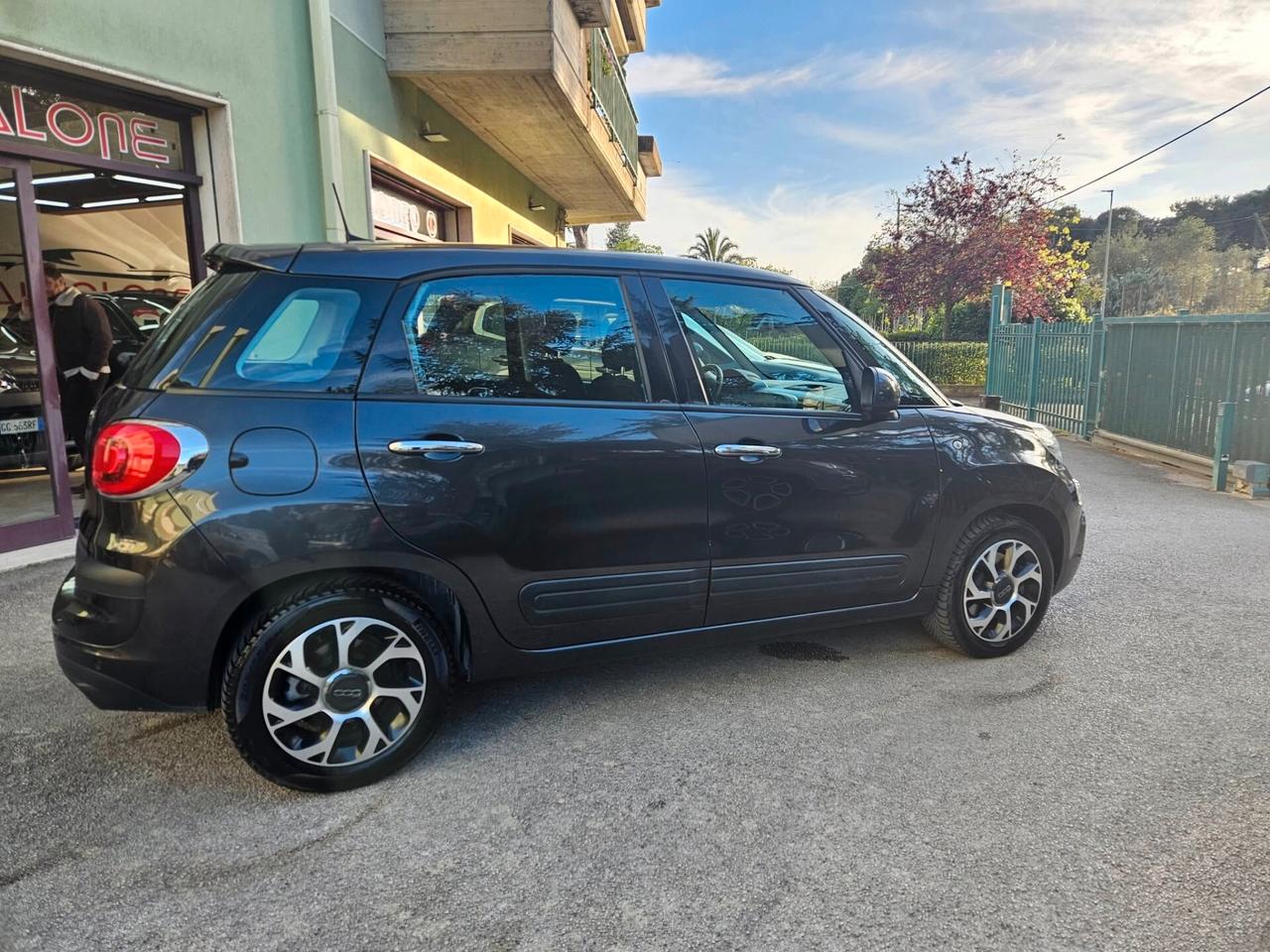 Fiat 500L 1.6 Multijet 120 CV Mirror