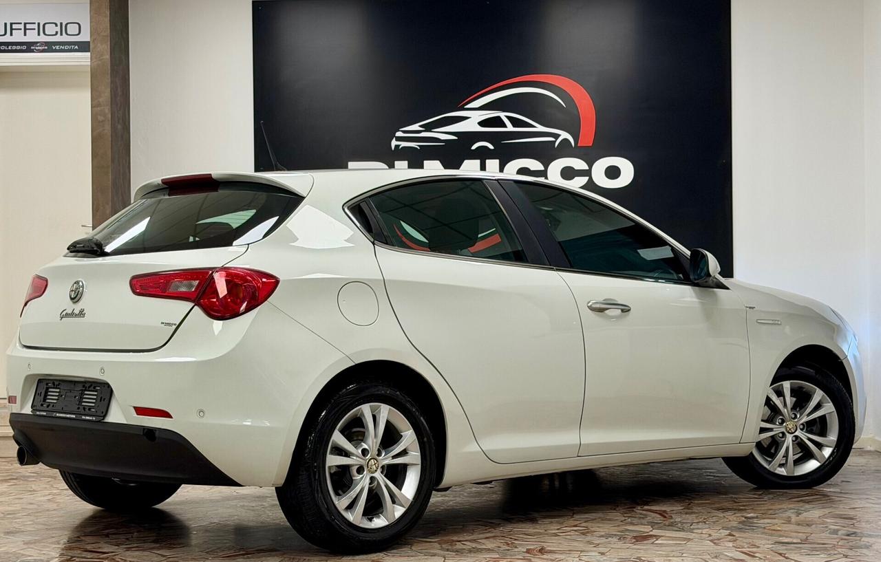 Alfa Romeo Giulietta 1.6 JTDm-2 105 CV Exclusive