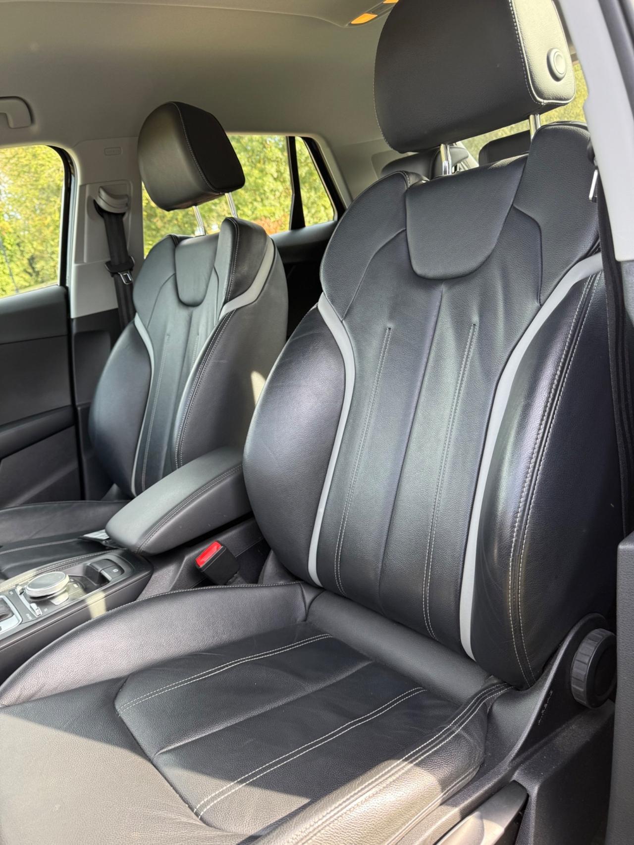 Audi Q2 40 TFSI quattro S tronic Identity Black