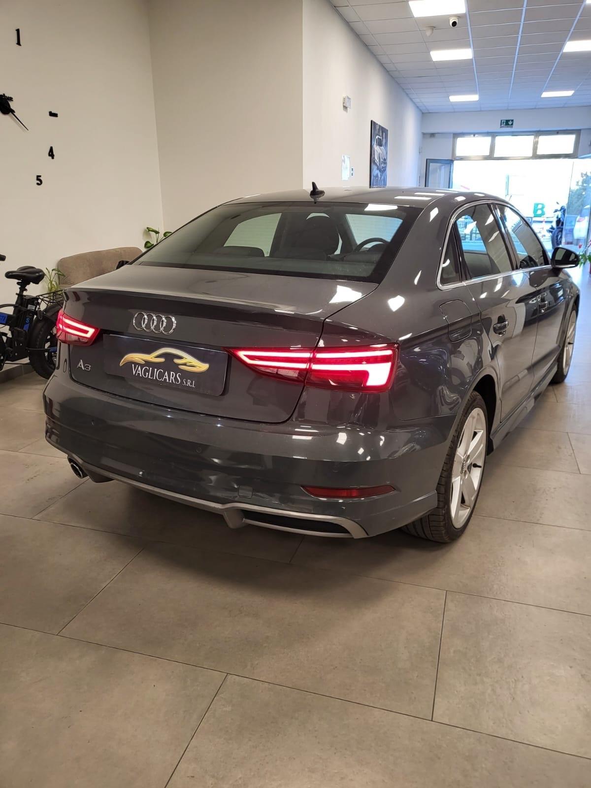 Audi A3 Sedan 30 TDI S tronic Design
