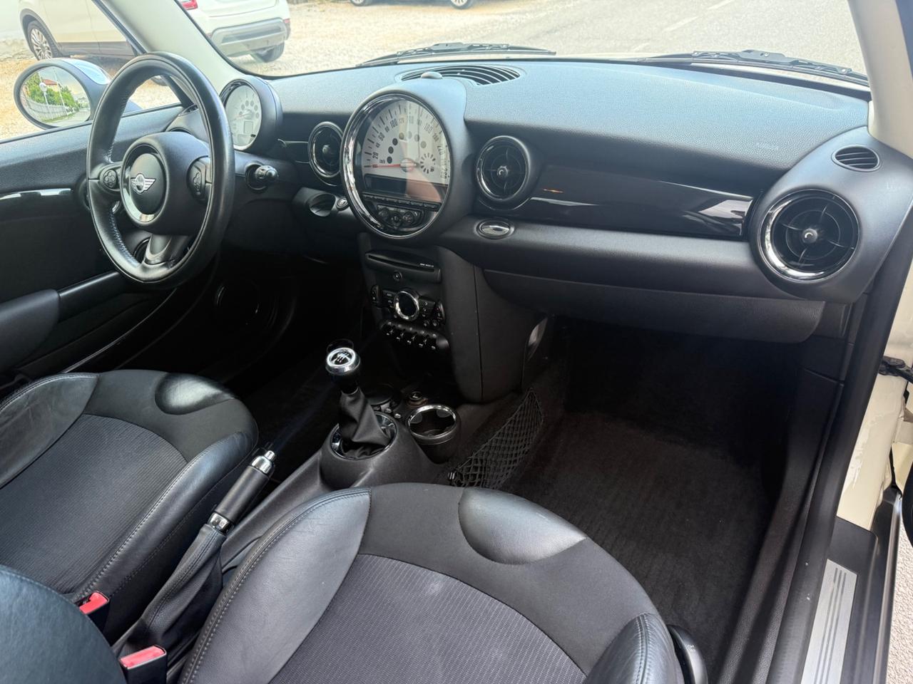 Mini 1.6 16V Cooper D unica proprietaria ok neopatentati