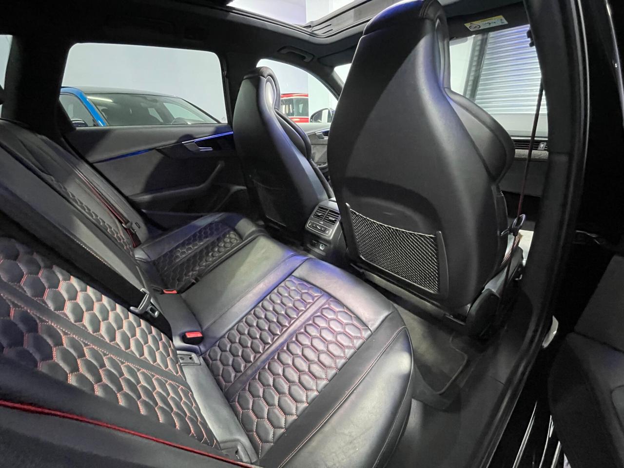 Audi A4 RS 4 Avant