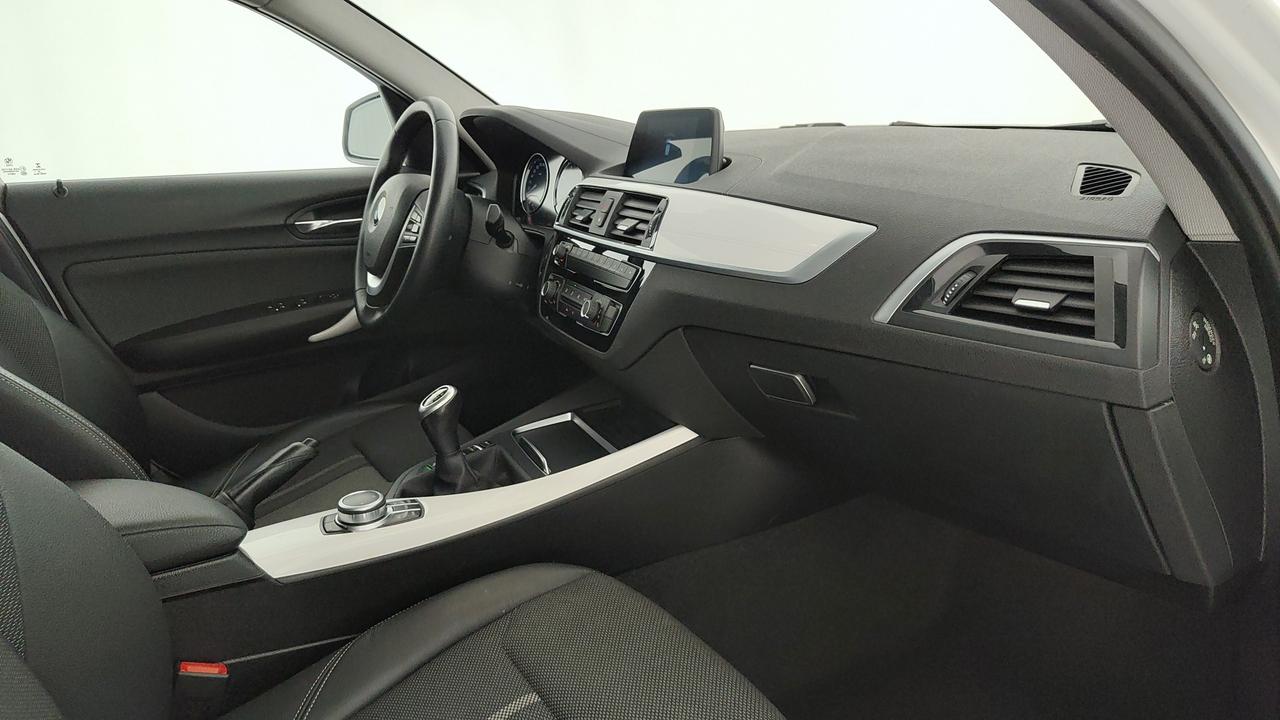 BMW Serie 1 F/20-21 2015 - 116d Urban 5p auto
