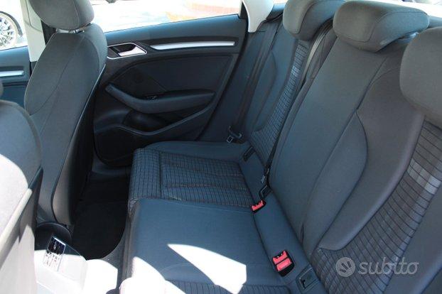 Audi A3 1.6 tdi 105cv c.aut. s-tronic