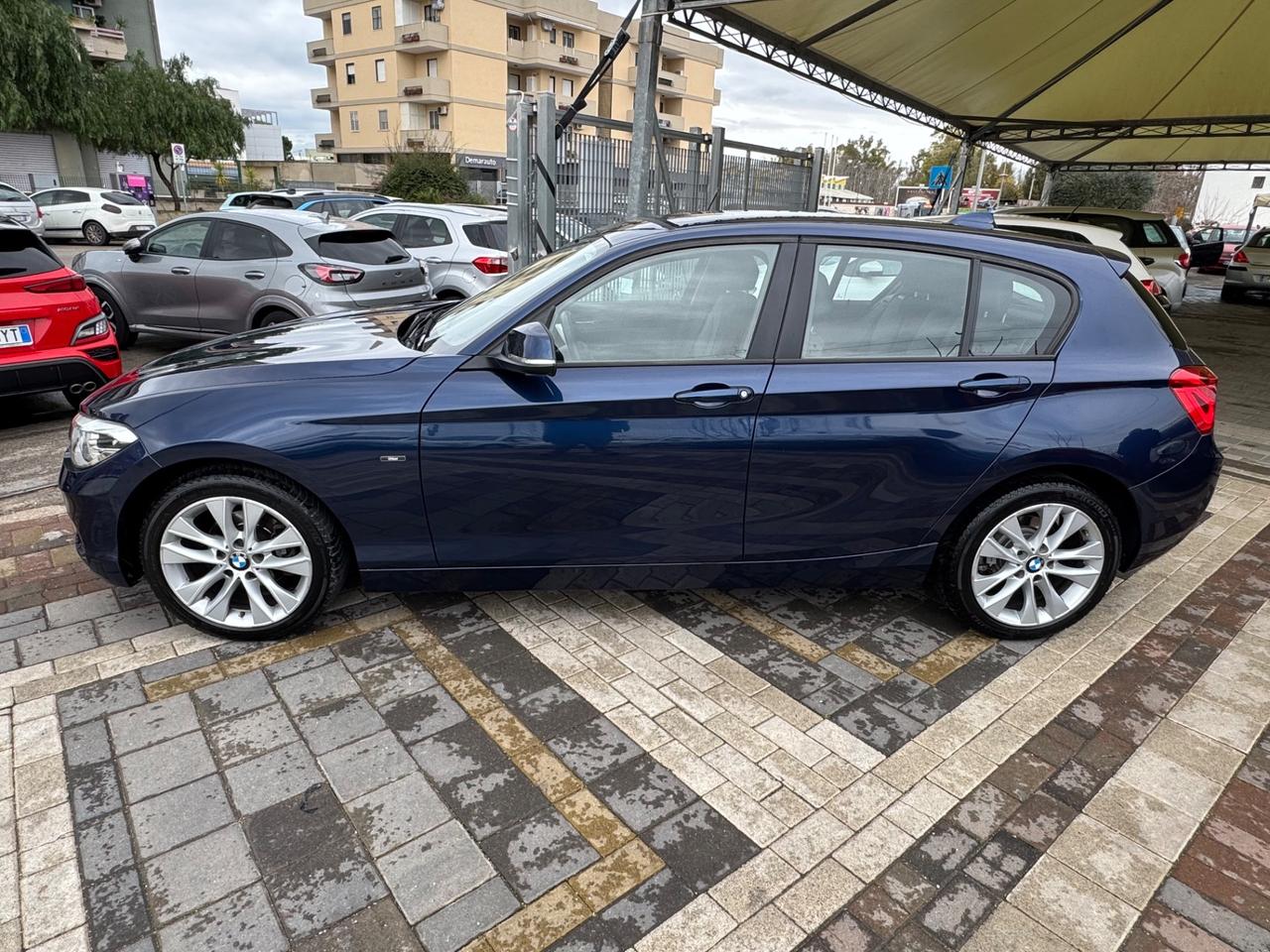 Bmw 116 116d 5p. Urban allestimento sport