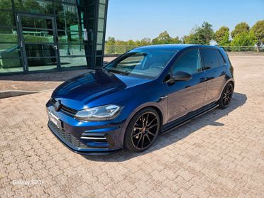 Volkswagen Golf 1.5 TSI ACT 5p. R line