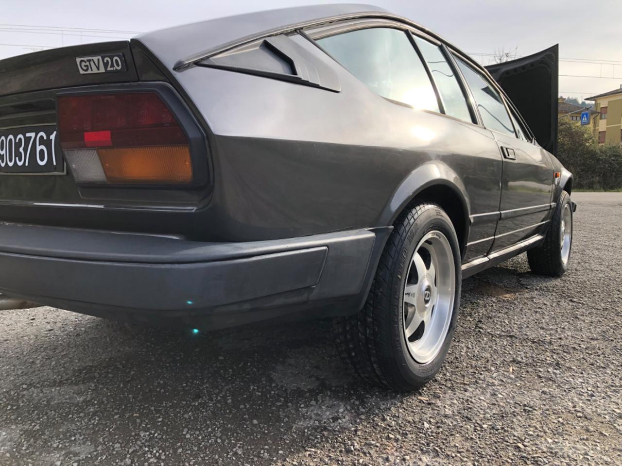 Alfa Romeo Alfetta GTV 2.0