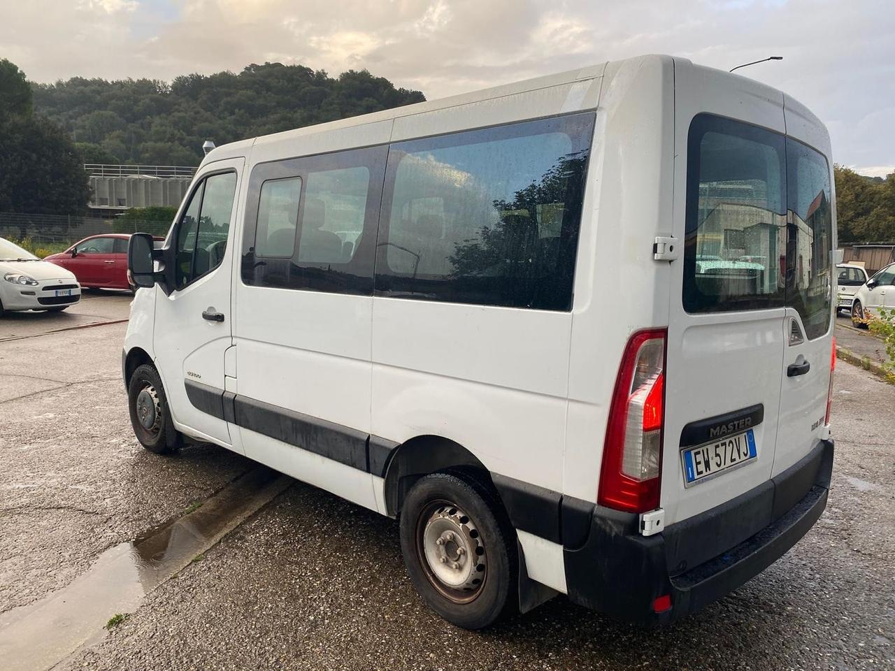 Renault Master T33 2.3 dCi/100 PM-TM Combi E5 9 posti con pedana laterale
