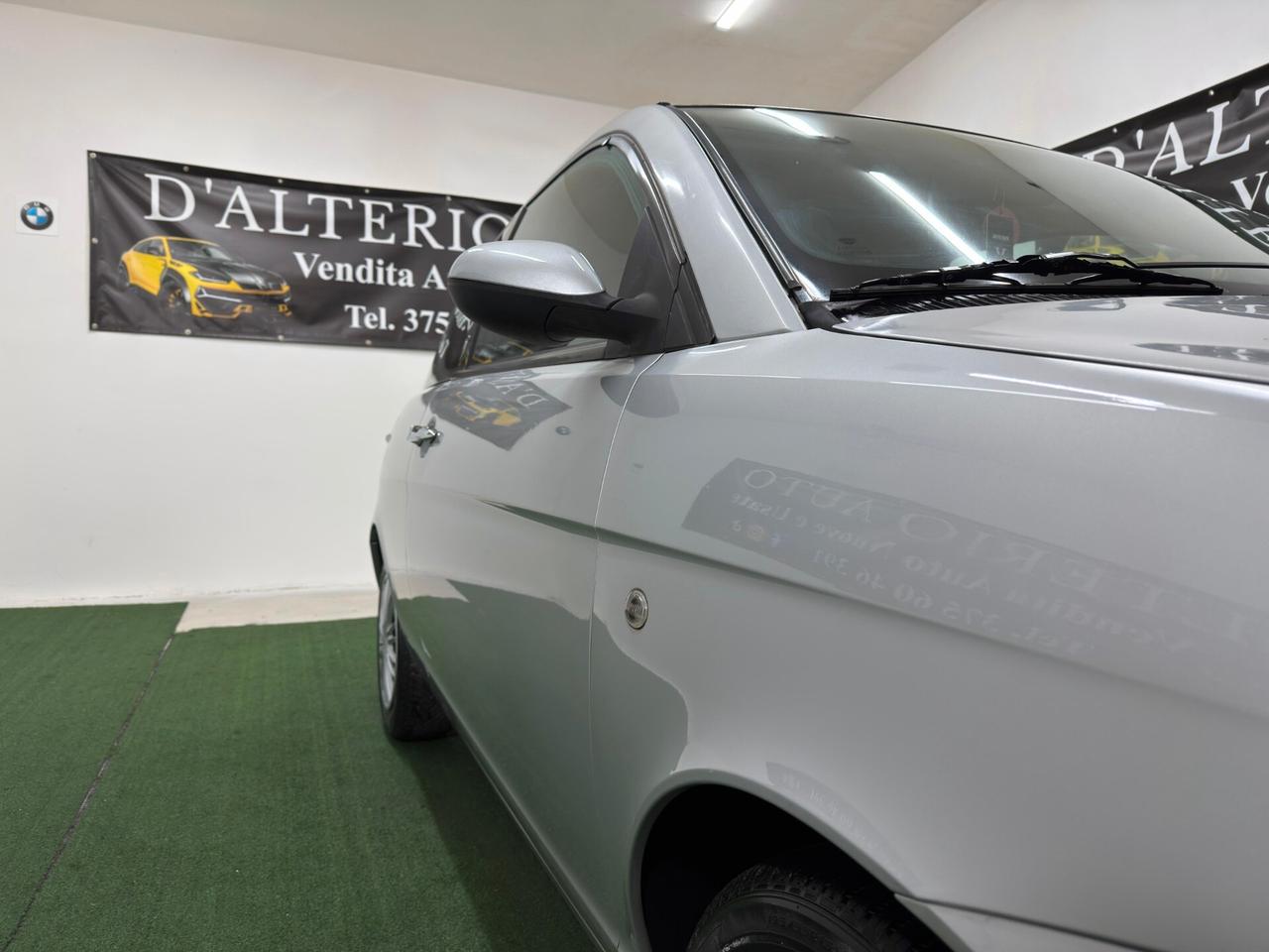 Lancia Ypsilon 1.2 Modamilano
