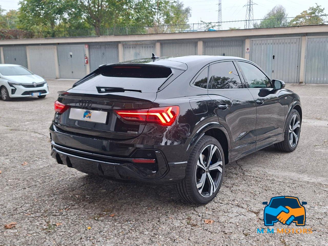 Audi Q3 Sportback 45 2.0 tfsi Identity Black quattro 245cv s.-tronic
