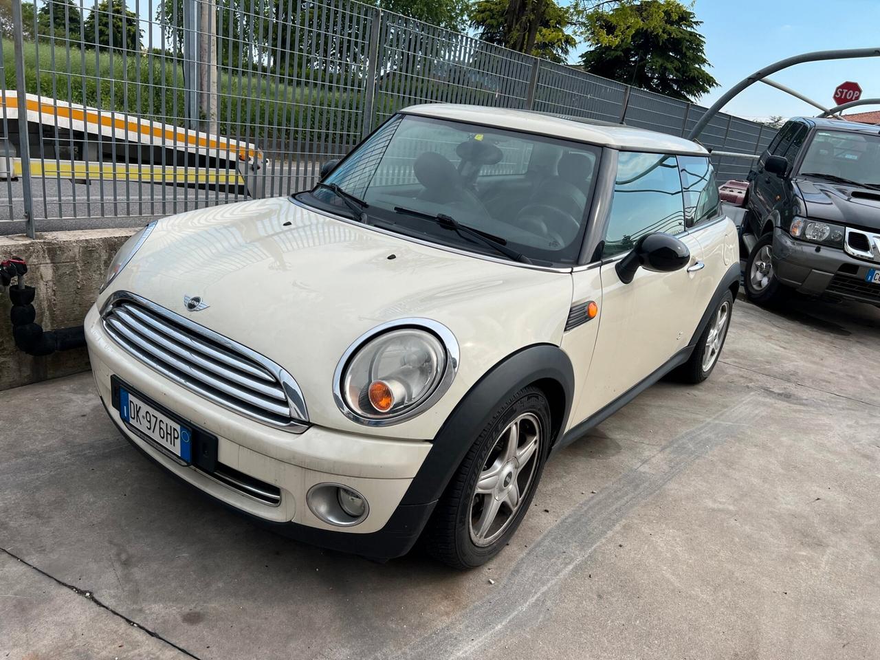 Mini Mini 1.4 16V One X NEOPATENTATI / PROBLEMI AL MOTORE