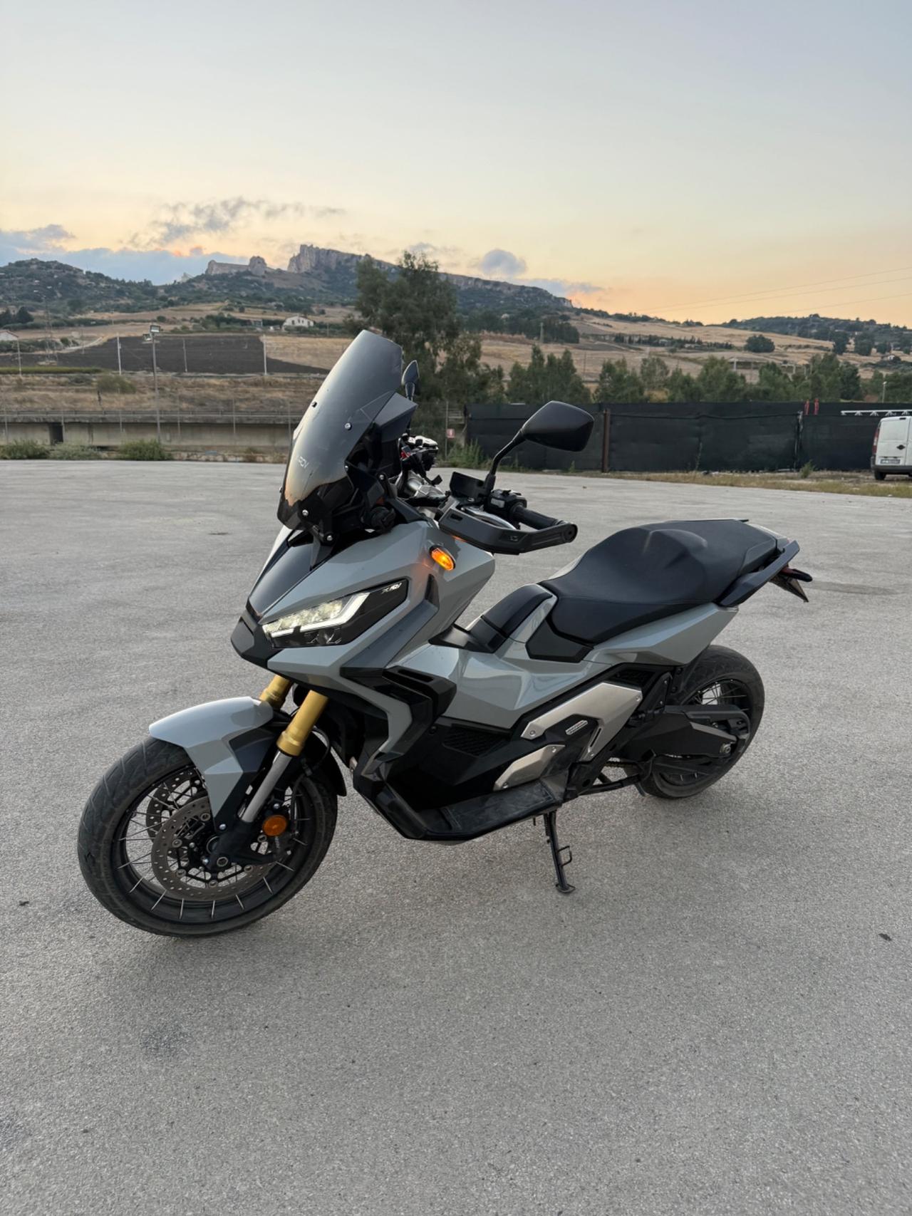 Honda X-ADV 750