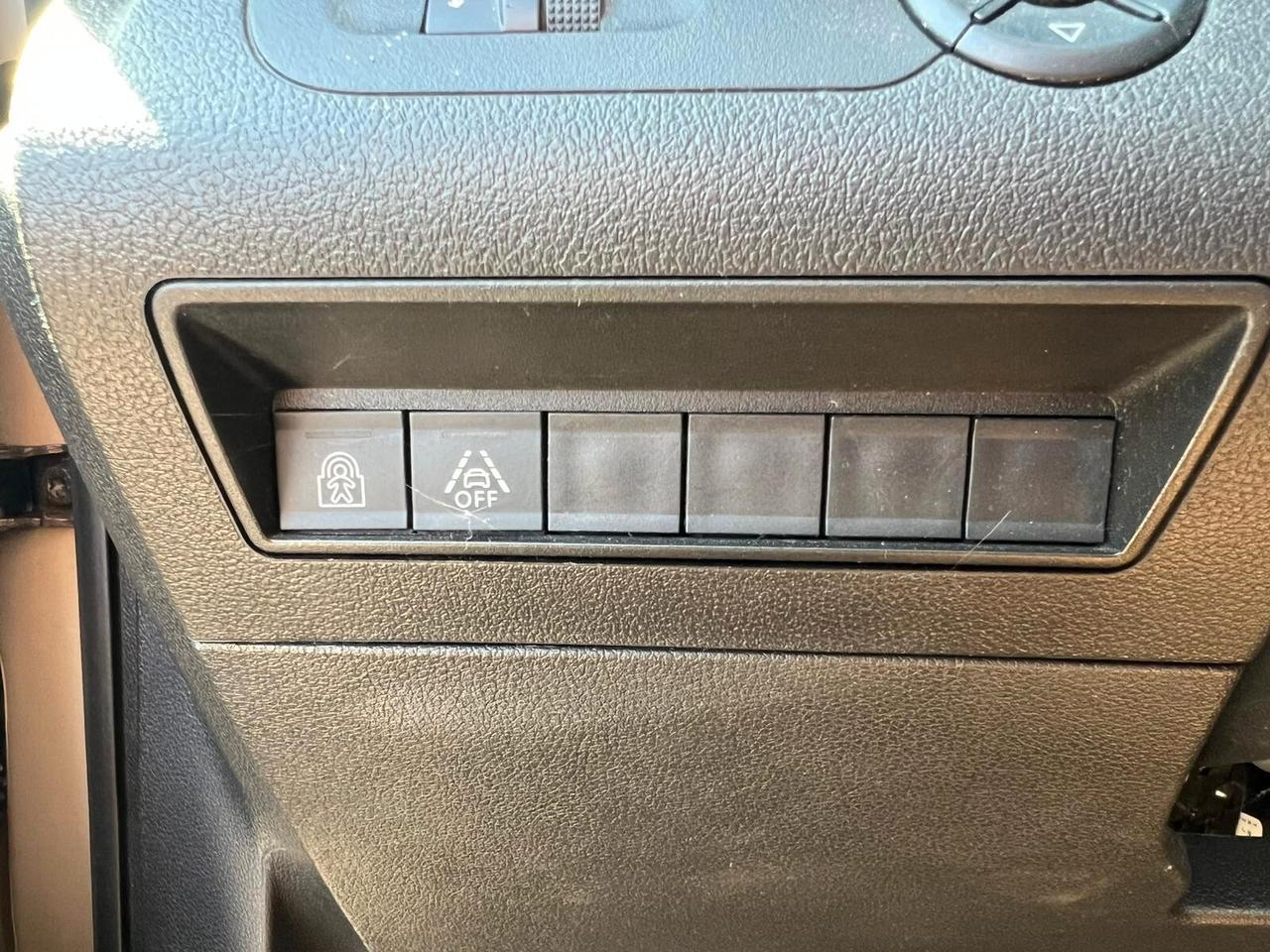 Citroen Berlingo BlueHDi 100 M Shine