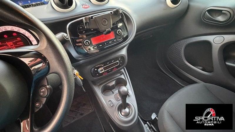 smart fortwo 229 EURO MENSILI fortwo 70 1.0 Passion