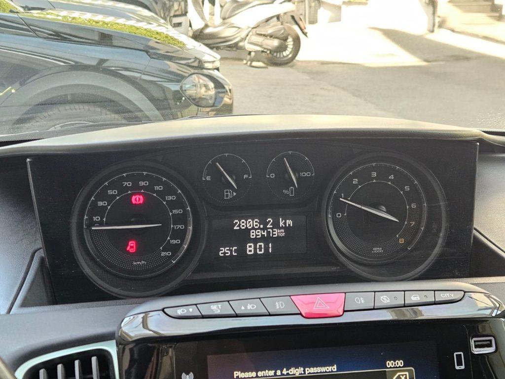 Lancia Ypsilon 1.0 FireFly 5 porte S&S Hybrid Gold tua da €125,00